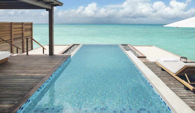Fairmont Maldives Sirru Fen Fushi-GRAND WATER SUNSET VILLA POOL 2_15639